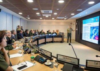 Itaipu, PTI, e Exército discutem ações de proteção cibernética