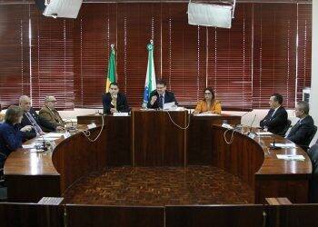 Frente Parlamentar vai marcar audiência pública para debater reabertura da Estrada do Colono