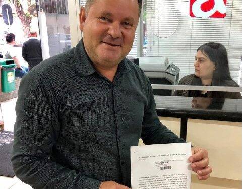 Marino Garcia protocola requerimento para assumir vaga de vereador