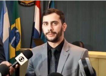 Polícia Federal e Receita Federal concedem entrevista coletiva para explicar Operação Valuta