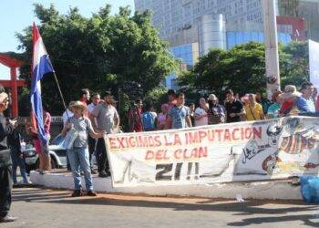 Paraguaios convocam protestos contra fiscais e juízes em Ciudad Del Este