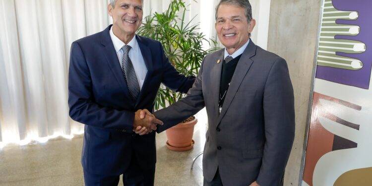 Aproximar PTI da Itaipu é missão do novo diretor