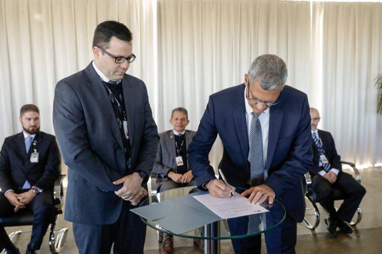 Aproximar PTI da Itaipu é missão do novo diretor