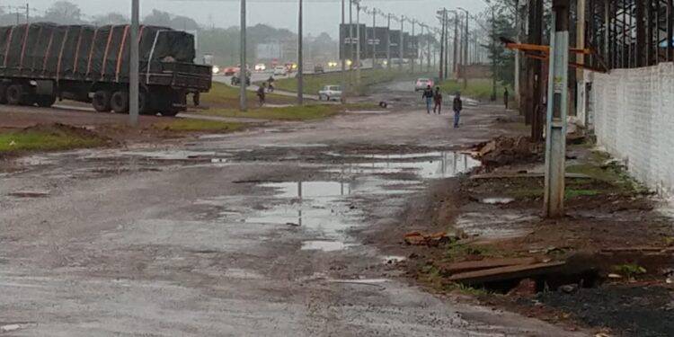 Prefeitura está impedida judicialmente de recuperar Av. Olímpio Rafagnin