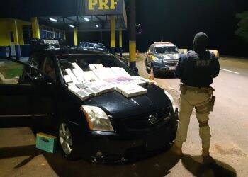 PRF apreende celulares em fundo falso de veículo