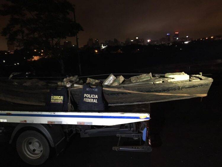 Força integrada apreende quase 850 kg de maconha próximo ao Jupira