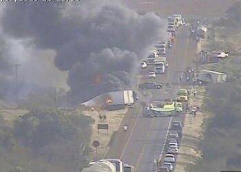 Grave acidente envolvendo cinco veículos é registrado na BR 277