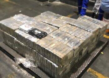 PF apreende mais 730 kg de cocaína no litoral