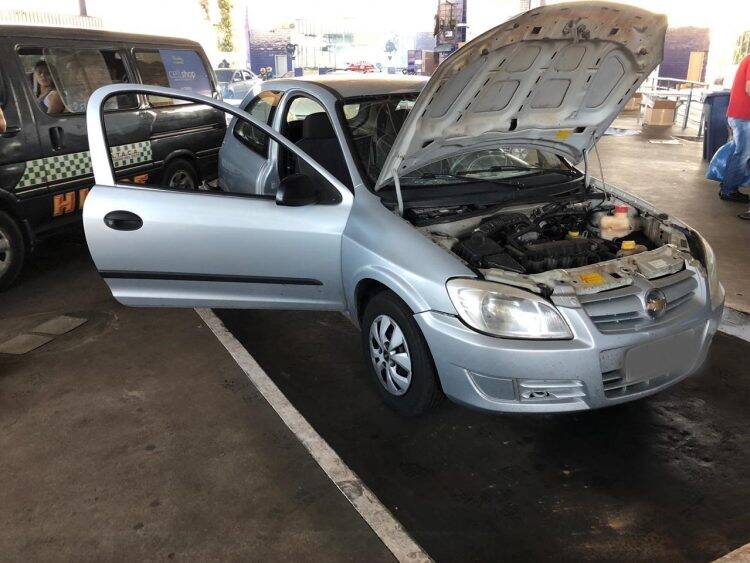 Receita Federal e Força Nacional apreendem 160 smartphones na Ponte Internacional da Amizade