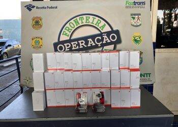 Receita Federal e Força Nacional apreendem 160 smartphones na Ponte Internacional da Amizade