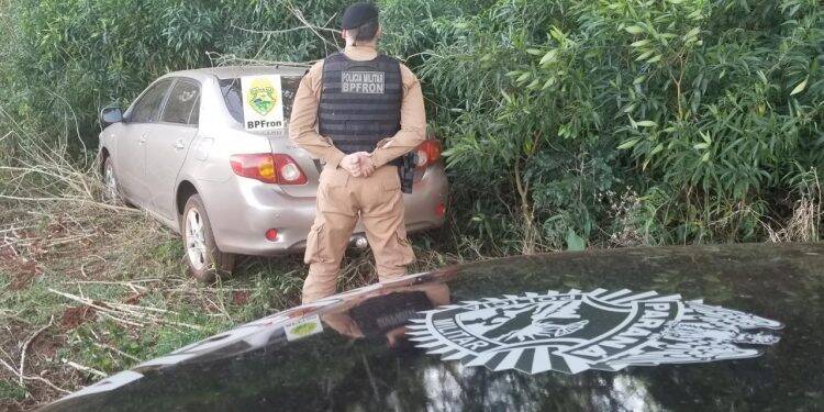 BPFRON apreende veículo carregado com cigarros em Foz do Iguaçu