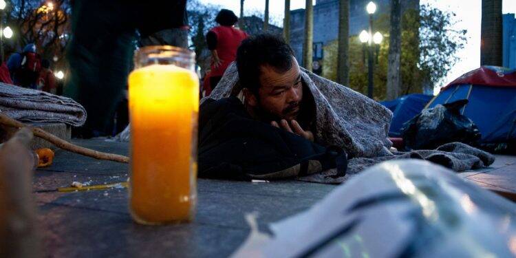 “Esquadrão do frio” atende mais de 150 ligações no fim de semana em Foz