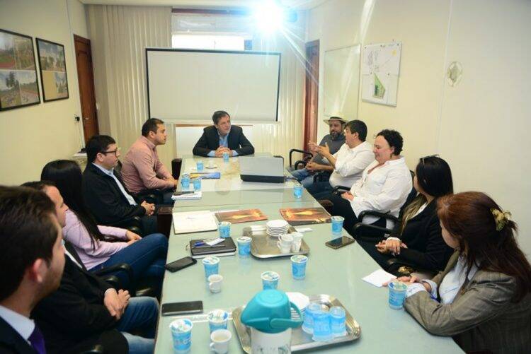Prefeitos de Foz e Cidade do Leste se reúnem para discutir turismo