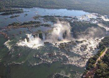 Quinta-feira segue com sol em Foz