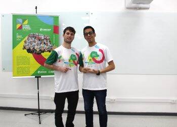 Alunos da UNILA vencem Torneio Paranaense de Economia