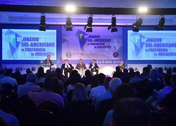 Atuação de engenheiros, arquitetos e agrônomos como avaliadores de imóveis é defendida em seminário realizado em Foz