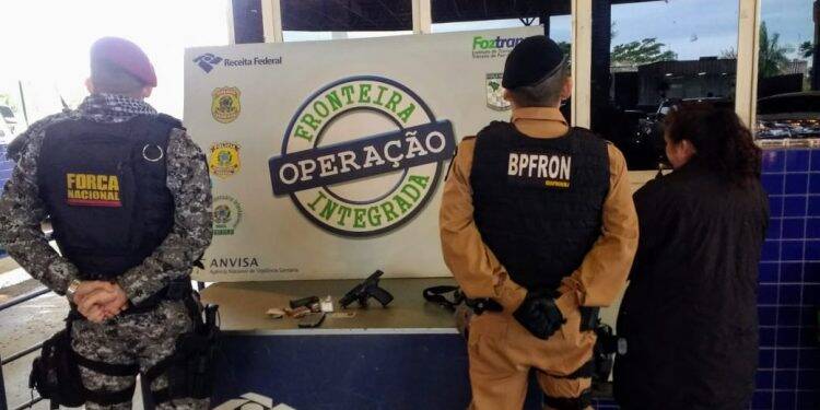 Mulher de origem paraguaia é presa com pistola 9mm na Ponte
