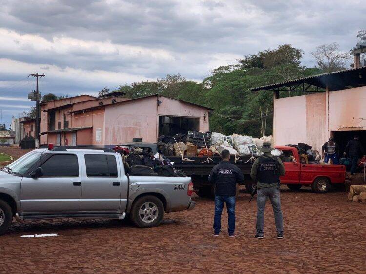 Polícia Civil de Santa Terezinha de Itaipu incinera duas toneladas de maconha