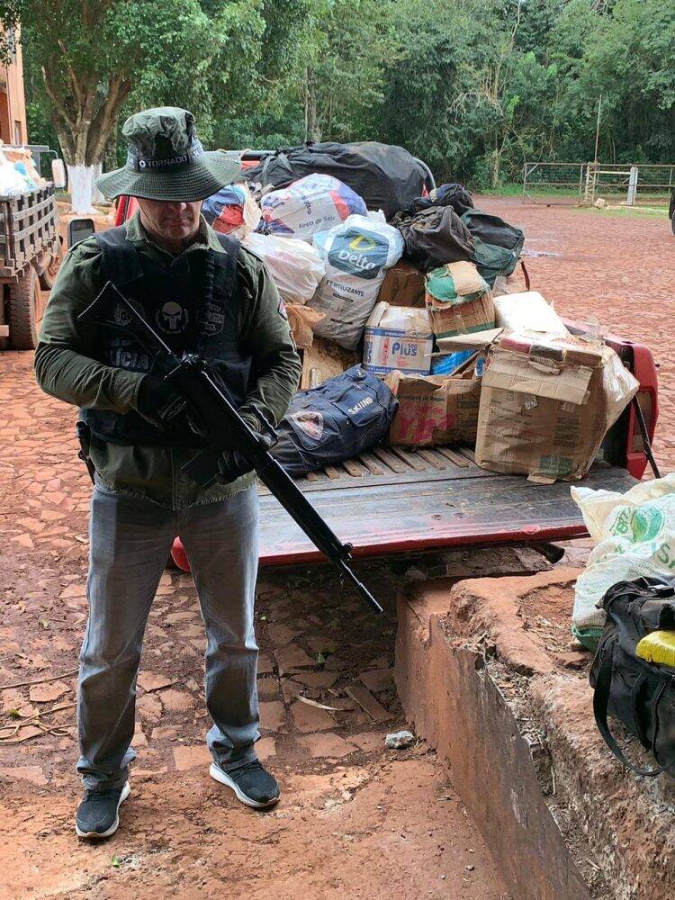 Polícia Civil de Santa Terezinha de Itaipu incinera duas toneladas de maconha