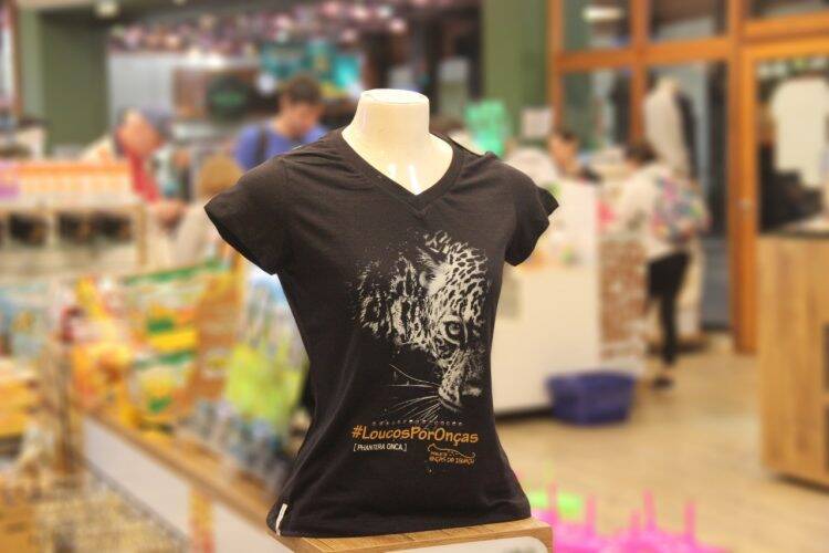 Onças-pintadas ganham mais um apoio das lojas do parque