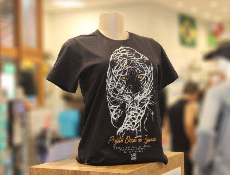 Onças-pintadas ganham mais um apoio das lojas do parque