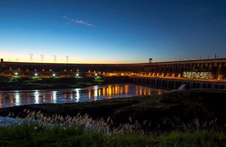 Itaipu atingiu em julho maior produtividade da história em um mês