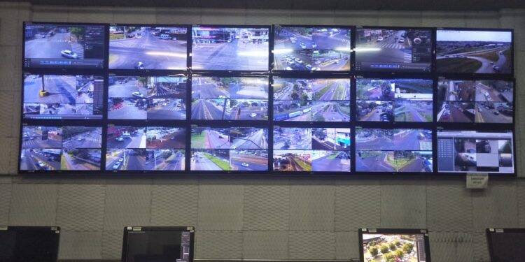 Mais de 100 câmeras de monitoramento estão funcionando em Foz