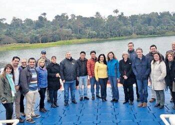 Paraguai quer desenvolver turismo fluvial em Colônia Yguazú
