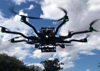 Agentes de segurança fazem curso de drone em Foz do Iguaçu