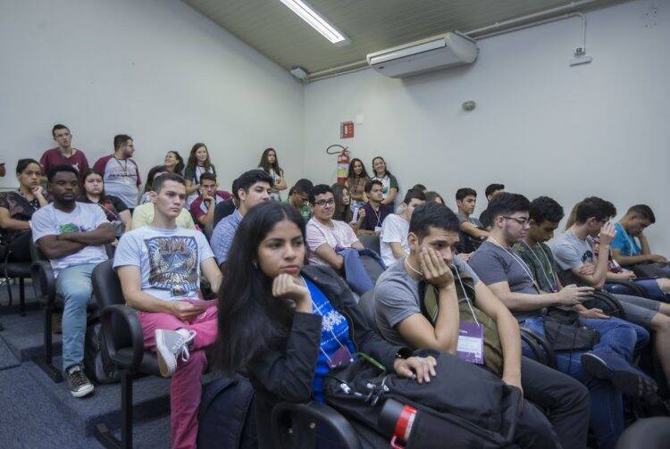 Processos de seleção internacional da UNILA recebem 1.709 inscrições de 26 países