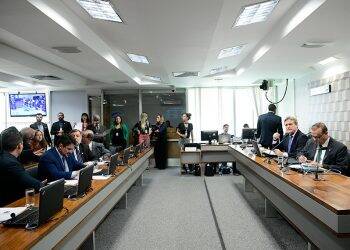 Comissão no Senado aprova preferência para produtores locais em compras de merenda