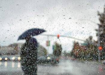 Nesta terça frente fria chega ao Paraná ocasionando pancadas de chuva e vento