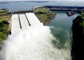 Brasil e Paraguai cancelam ata sobre compra de energia de Itaipu