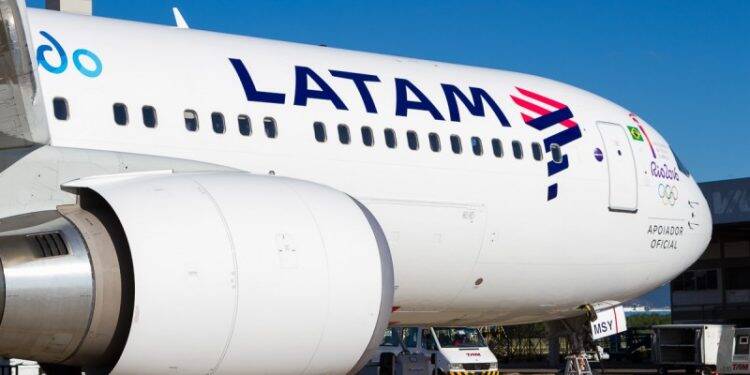 Foz do Iguaçu terá 20 novos voos da Latam a partir de outubro