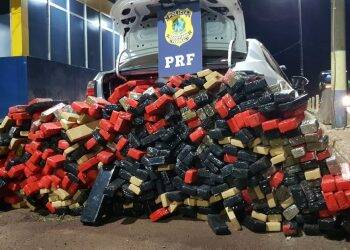 PRF e Polícia Civil apreendem quase 710 quilos de maconha em Santa Terezinha de Itaipu