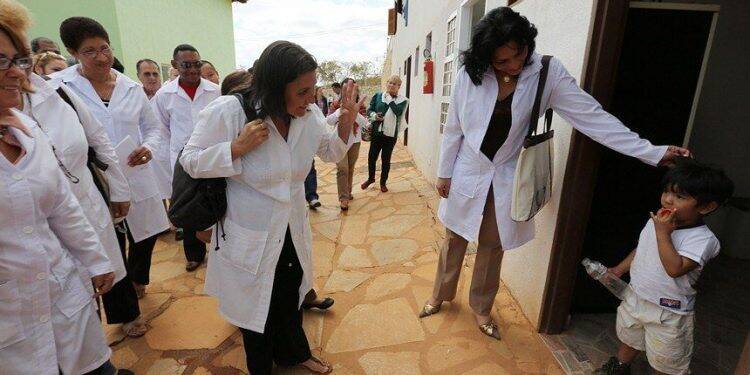 Programa Médicos pelo Brasil vai substituir Mais Médicos