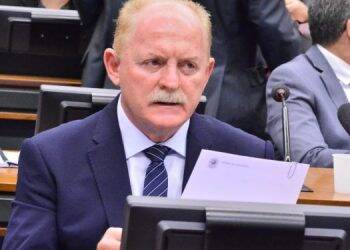 Deputado Vermelho fala sobre Aeroporto de Foz, Estrada do Colono e Cassinos