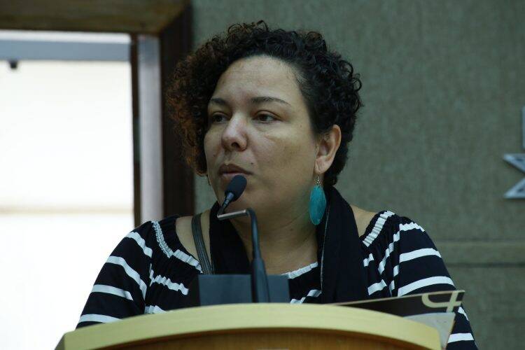 Prefeito anuncia topografia, projetos de moradia e regularização fundiária para Ocupação do Bubas