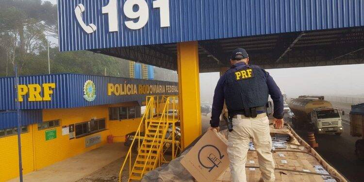 Em oito meses, PRF apreende mais cigarros do que em todo o ano de 2018 no Paraná