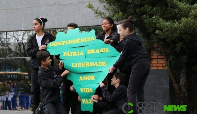 Veja como foram os desfiles cívicos na região