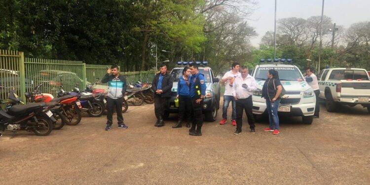 Prefeito de Cidade do Leste demite todos os agentes de trânsito