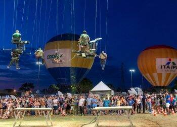 Abertura dos jogos de Aventura e Natureza proporciona show de imagens no Gramadão