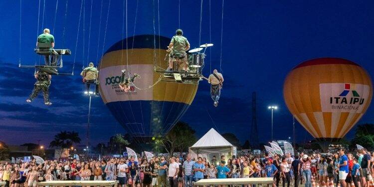 Abertura dos jogos de Aventura e Natureza proporciona show de imagens no Gramadão