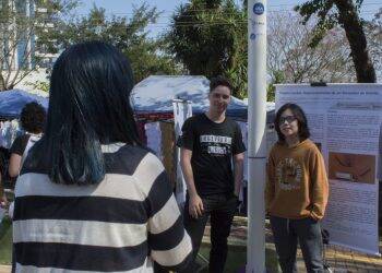 Estudantes da UNILA desenvolvem foguete a propelente sólido