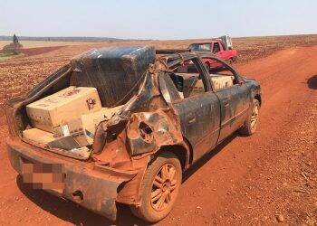 BPFron apreende comboio de carros e contrabandista