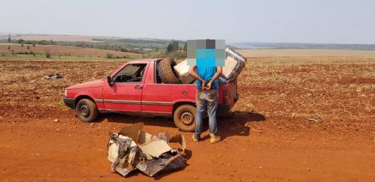 BPFron apreende comboio de carros e contrabandista