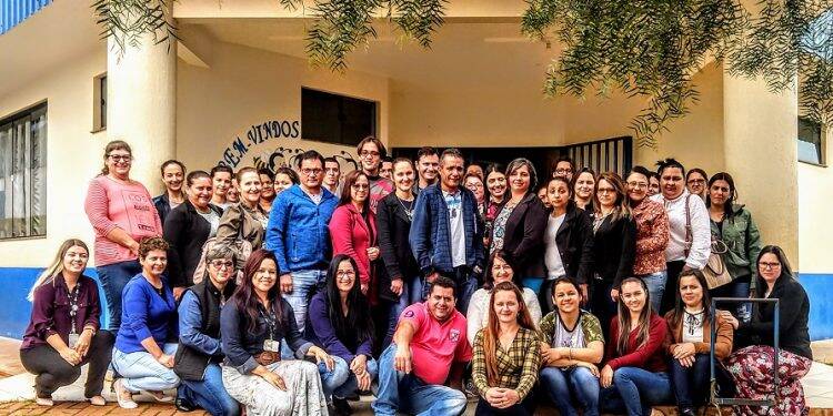 PTI e Itaipu capacitam mais de 300 professores do Oeste sobre conceitos de sustentabilidade