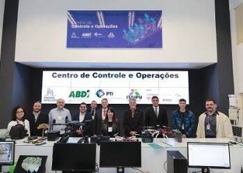 Deputados federais conhecem iniciativas do PTI para tornar as cidades mais inteligentes