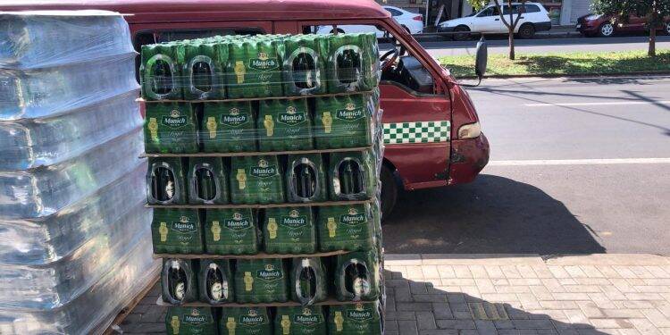 Receita Federal apreende grande quantidade de cervejas em Foz do Iguaçu