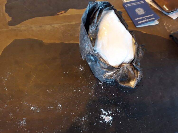 Duas pessoas são presas na Ponte da Amizade por tráfico internacional